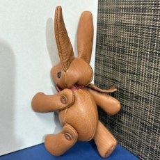 画像5: 【ジビエレザー鹿革】のベルラビ★マイスターの手作り「ベルズラビット」ウッドブラウンちょっとワイルド　ストラップ1本付　 写真の1点販売です (5)
