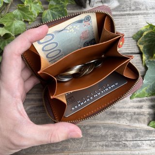 熟練職人が作る上質な革の財布販売。当店オリジナルも！カラーオーダー