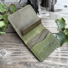 画像4: 【ツキノワグマ革】ミニマムスリム財布｜薄い・軽い・小銭も入るマネークリップのようなミニ財布　写真の1点 (4)