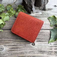 画像2: 【ツキノワグマ革】ミニマムスリム財布｜薄い・軽い・小銭も入るマネークリップのようなミニ財布　写真の1点 (2)