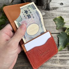 画像8: 【ツキノワグマ革】ミニマムスリム財布｜薄い・軽い・小銭も入るマネークリップのようなミニ財布　写真の1点 (8)