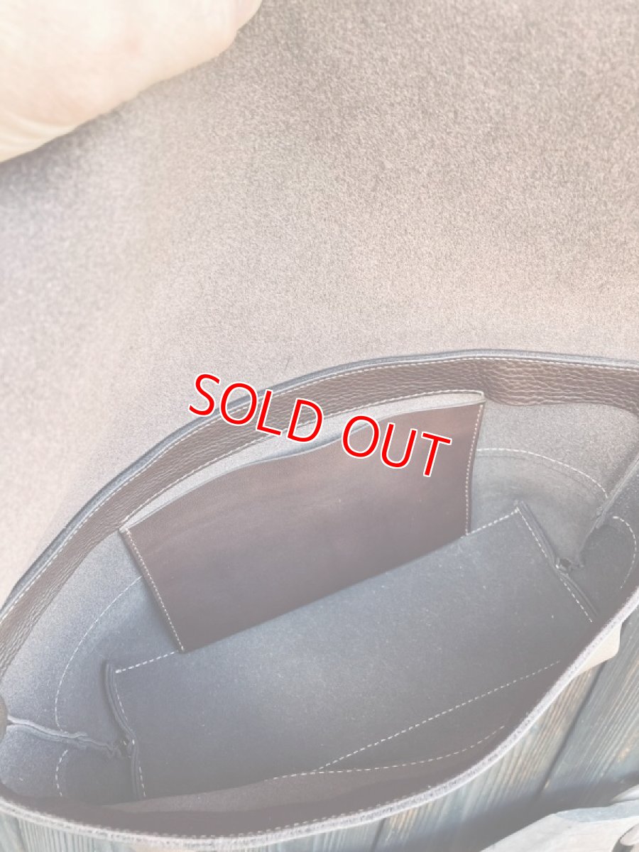 画像7: フラップ付きショルダーポーチ☆牛革シュリンク　横長タイプ　ダークブラウンタイプ (7)