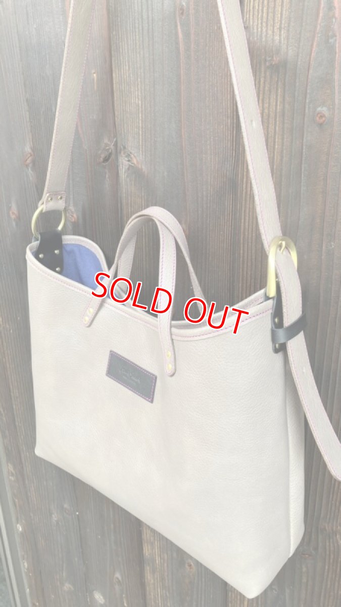 画像4: 【12色オーダー対応】本革シュリンクレザーの2WAYショルダートートバッグ (4)