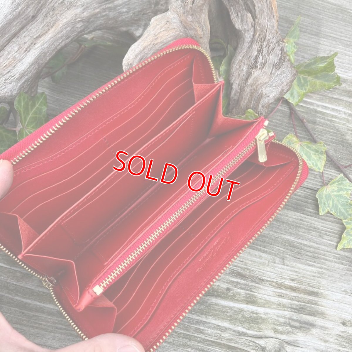 画像7: 【アウトレット】広島ジビエレザー×カープ★お札もカードもコインも通帳も！たくさん入るラウンドファスナー長財布　 (7)