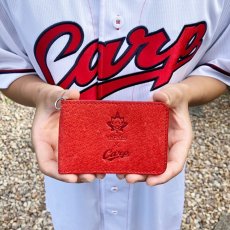 画像1: 【広島ジビエレザー×カープ】猪革二つ折りパスケース！カード、免許証、マイナンバーカードもすっきり収納　イニシャル刻印対応 (1)