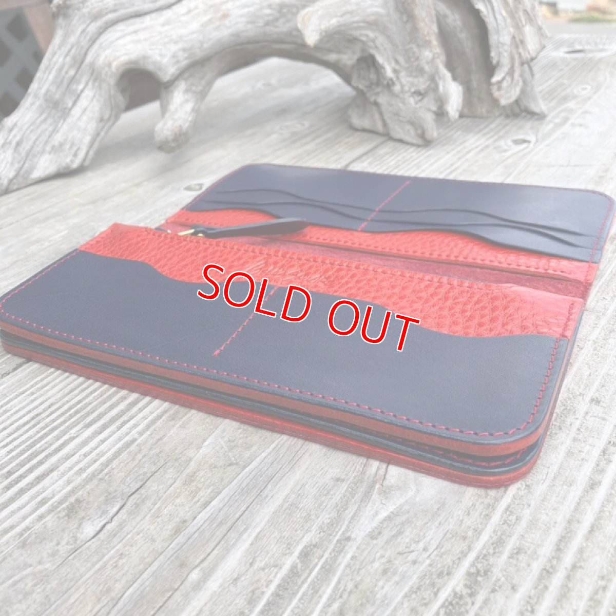 画像5: 【広島ジビエレザー×カープグッズ】公式ネットショップ限定最終セール！２０％OFF！送料無料！3月末まで　東広島産鹿革使用☆スタンダードな長財布　カープ坊や　 (5)