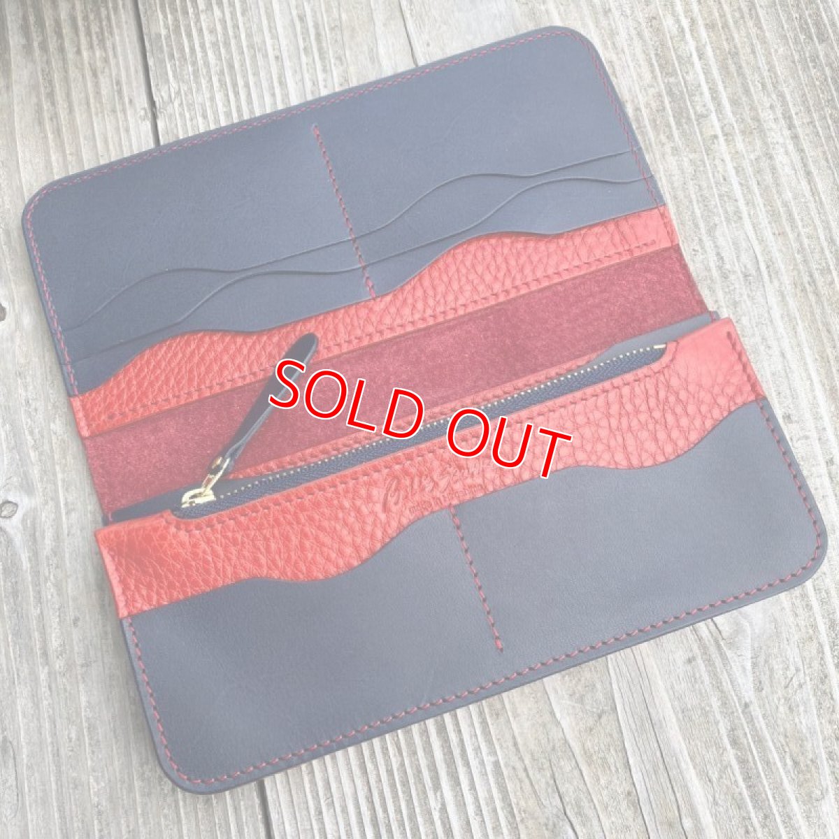 画像4: 【広島ジビエレザー×カープグッズ】公式ネットショップ限定最終セール！２０％OFF！送料無料！3月末まで　東広島産鹿革使用☆スタンダードな長財布　カープ坊や　 (4)