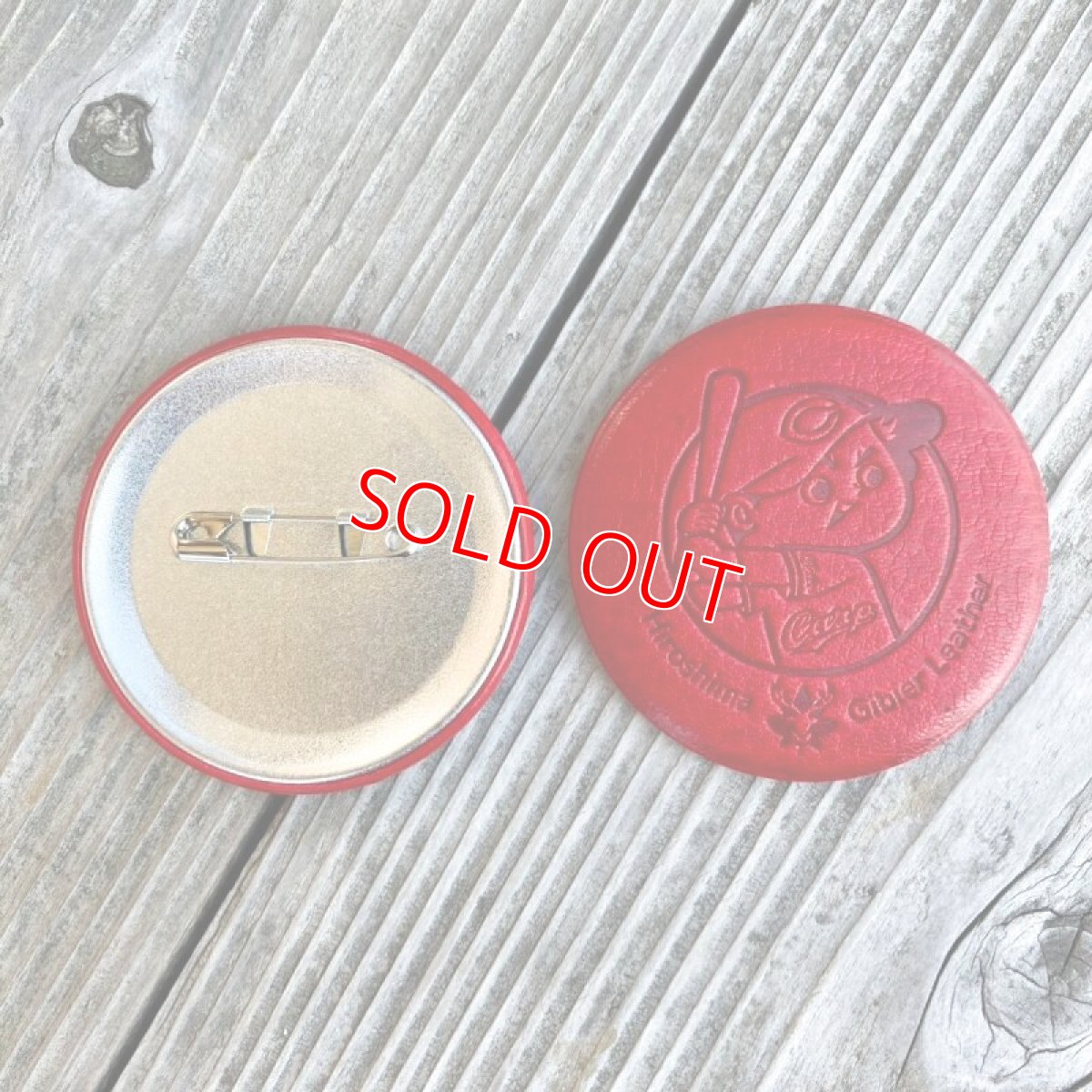 画像8: 【広島ジビエレザー×カープ】東広島産鹿革使用☆大人の雰囲気の革の缶バッチ　カープ坊や (8)