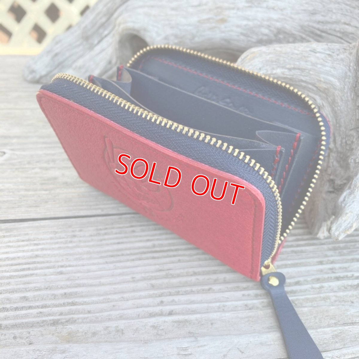 画像8: 【広島ジビエレザー×カープ】東広島産鹿革使用☆ラウンドファスナーミニ財布！ カープ坊や　送料無料 (8)