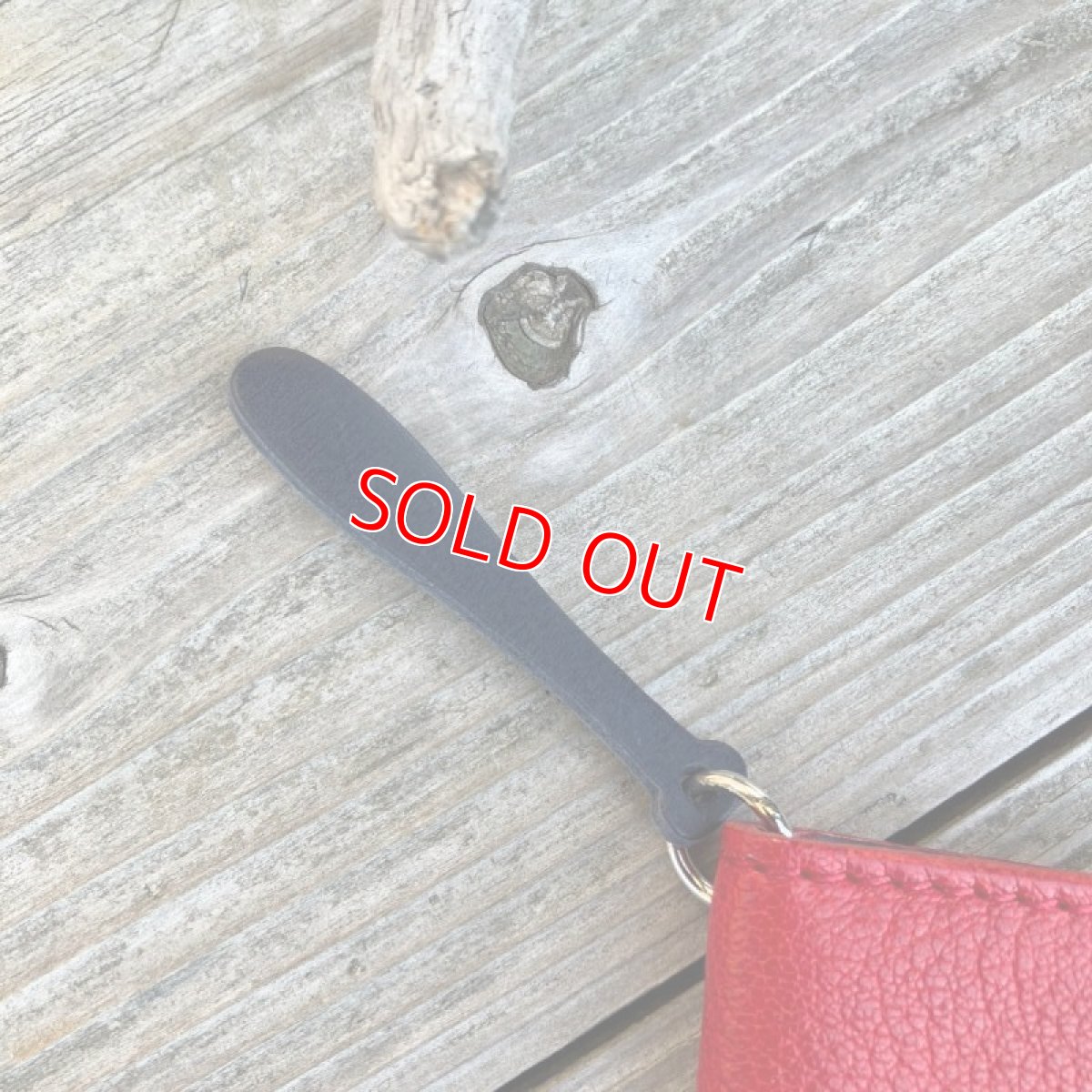 画像6: 【広島ジビエレザー×カープ】鹿革二つ折りパスケース！カード、免許証、マイナンバーカードもすっきり収納　カープ坊や　送料無料 (6)