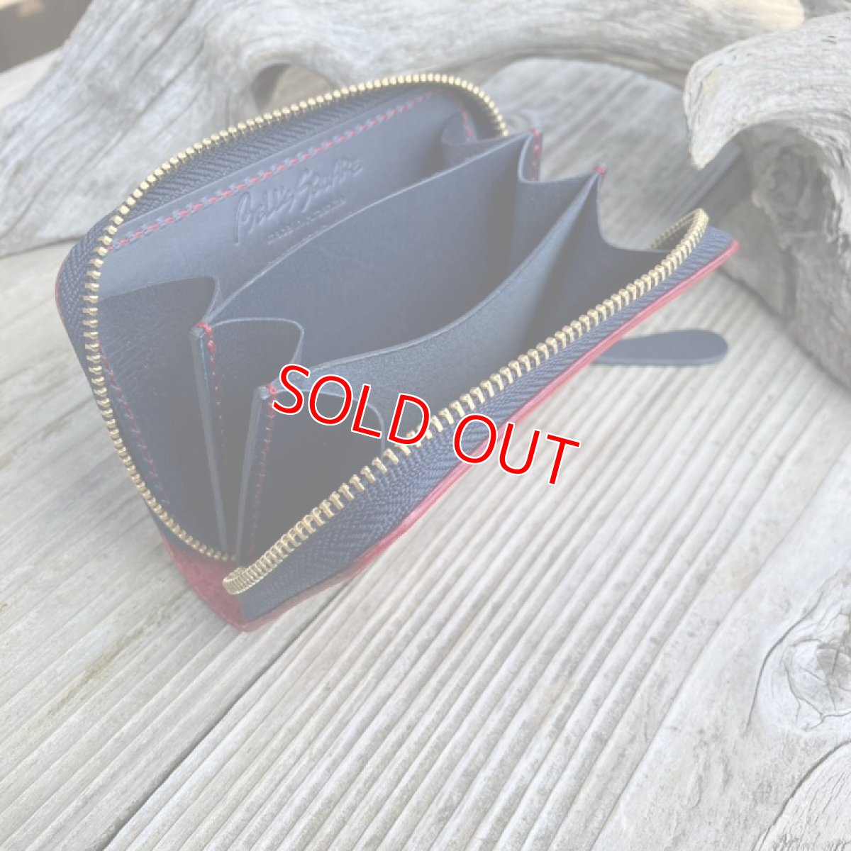 画像9: 【広島ジビエレザー×カープ】東広島産鹿革使用☆ラウンドファスナーミニ財布！ カープ坊や　送料無料 (9)