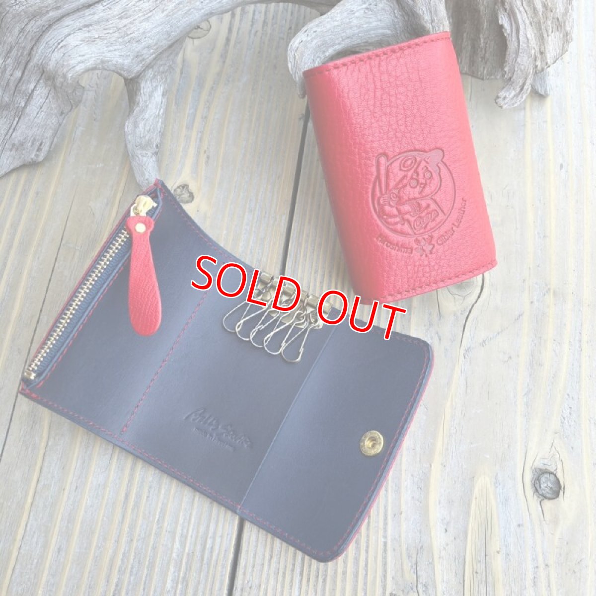 画像1: 【広島ジビエレザー×カープ】東広島産鹿革使用☆ミニ財布機能が付いた5連キーケース　カープ坊や　送料無料 (1)