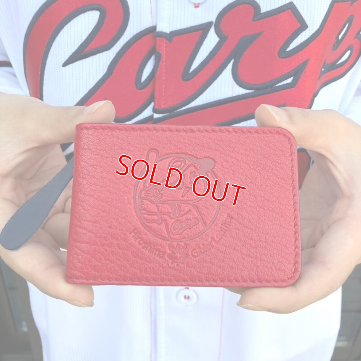 画像3: 【広島ジビエレザー×カープ】鹿革二つ折りパスケース！カード、免許証、マイナンバーカードもすっきり収納　カープ坊や　送料無料 (3)