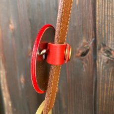 画像8: 便利アイテム！【缶バッチつける君】　今までつけれなかった鞄にも簡単装着！ (8)