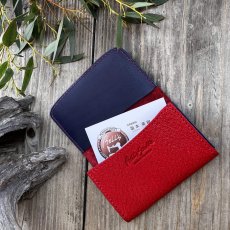 画像2: 【広島ジビエレザー×カープコラボグッズ】物語の詰まった名刺入れ 2026Ver.｜広島産猪革使用｜広島東洋カープ公式ライセンスグッズ (2)