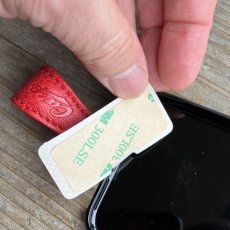 画像7: 【広島ジビエレザー×カープコラボグッズ】特許取得の画期的なスマホリング2026Ver.｜広島産鹿革使用｜広島東洋カープ公式ライセンスグッズ (7)