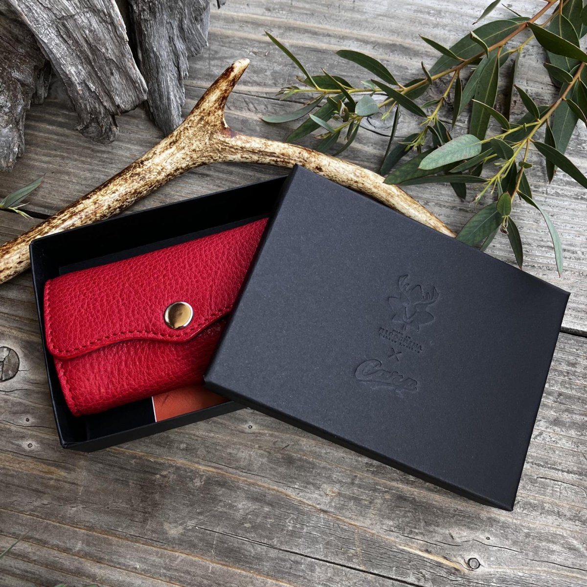 画像9: 【広島ジビエレザー×カープコラボグッズ】物語が詰まったキーケース2026Ver.｜広島産鹿革使用｜広島東洋カープ公式ライセンスグッズ  (9)