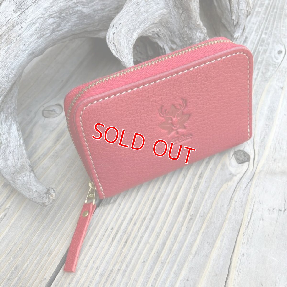 画像2: 【広島ジビエレザー】ポケットにすっぽり！鹿革＆牛革ラウンドファスナーミニウォレット (2)