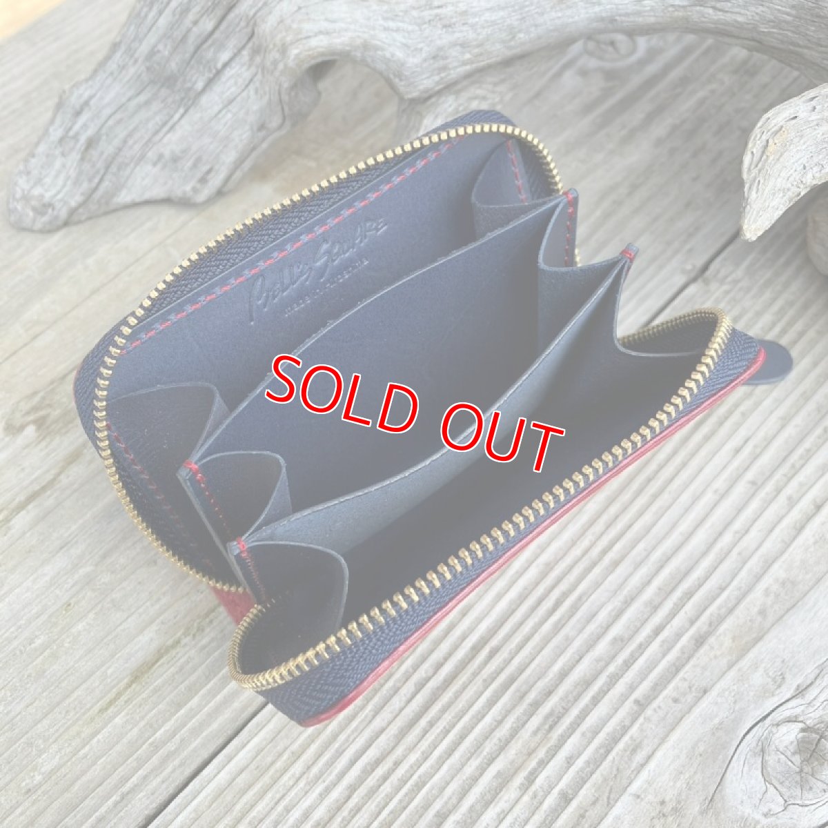 画像7: 【広島ジビエレザー】ポケットにすっぽり！鹿革＆牛革ラウンドファスナーミニウォレット (7)