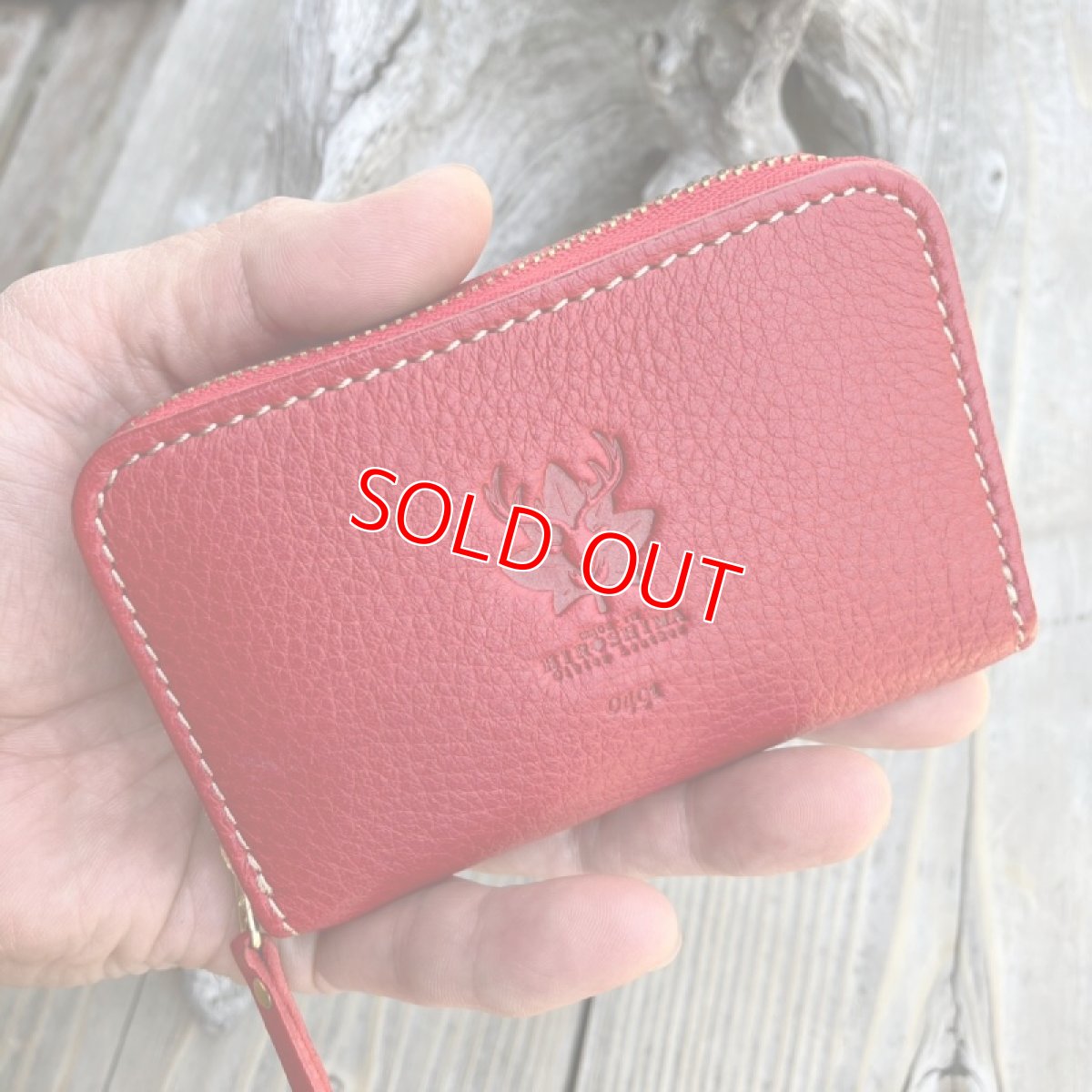 画像3: 【広島ジビエレザー】ポケットにすっぽり！鹿革＆牛革ラウンドファスナーミニウォレット (3)