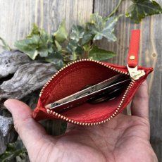 画像3: 広島ジビエレザー×ドラゴンフライズコラボグッズ ジビエ鹿革のファスナーポーチ・小銭入れやお薬入れなどに イニシャル刻印対応 (3)