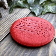 画像3: 広島ジビエレザー×ドラゴンフライズコラボグッズ 数量限定ジビエ鹿革の缶バッチ「シーズンロゴVer」 手触り抜群育てる缶バッチ (3)