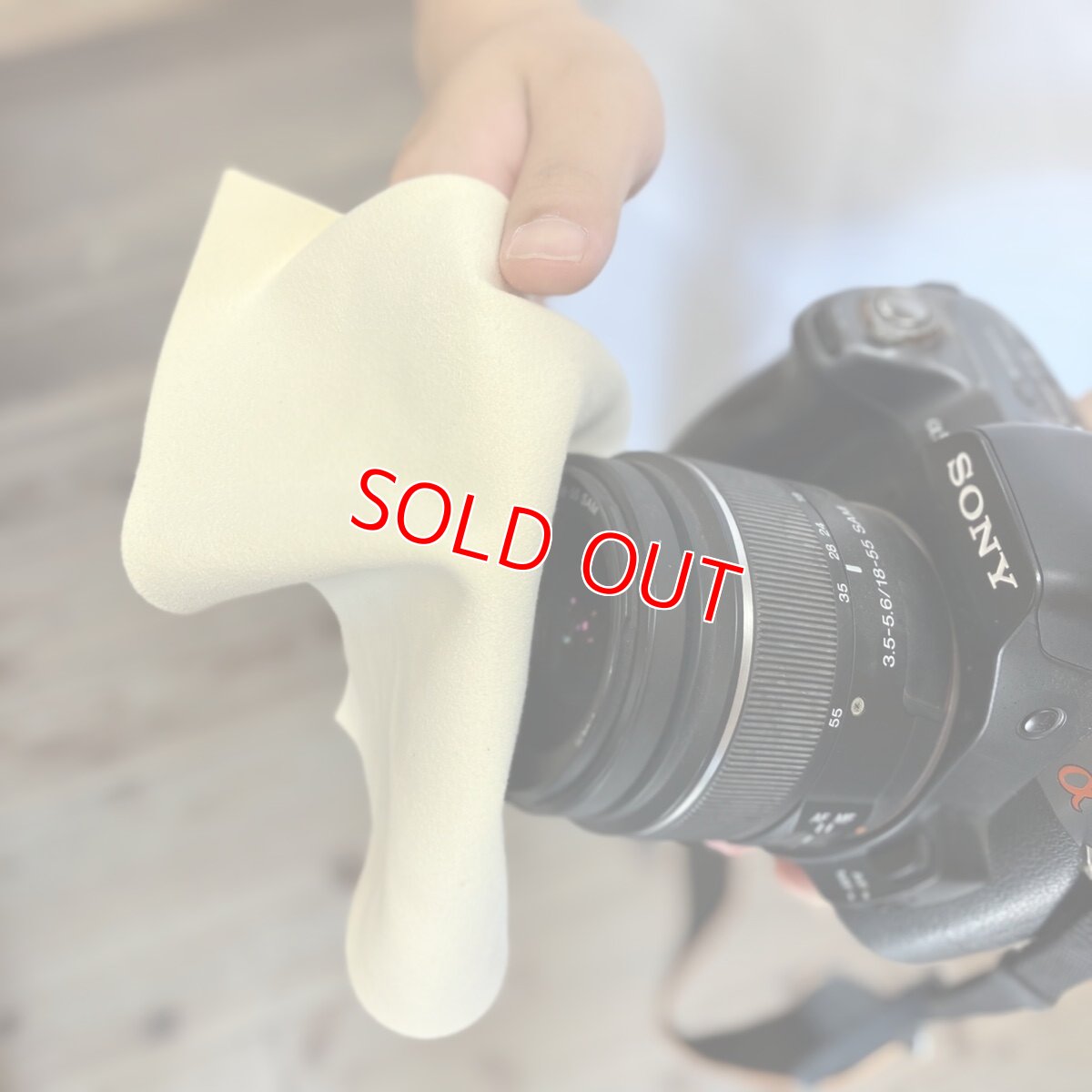 画像2: 元祖セーム革カット売りB5サイズ　驚くほどきれいになる☆液晶画面やメガネ、カメラレンズなどのクリーニングなど使い方はいろいろ (2)