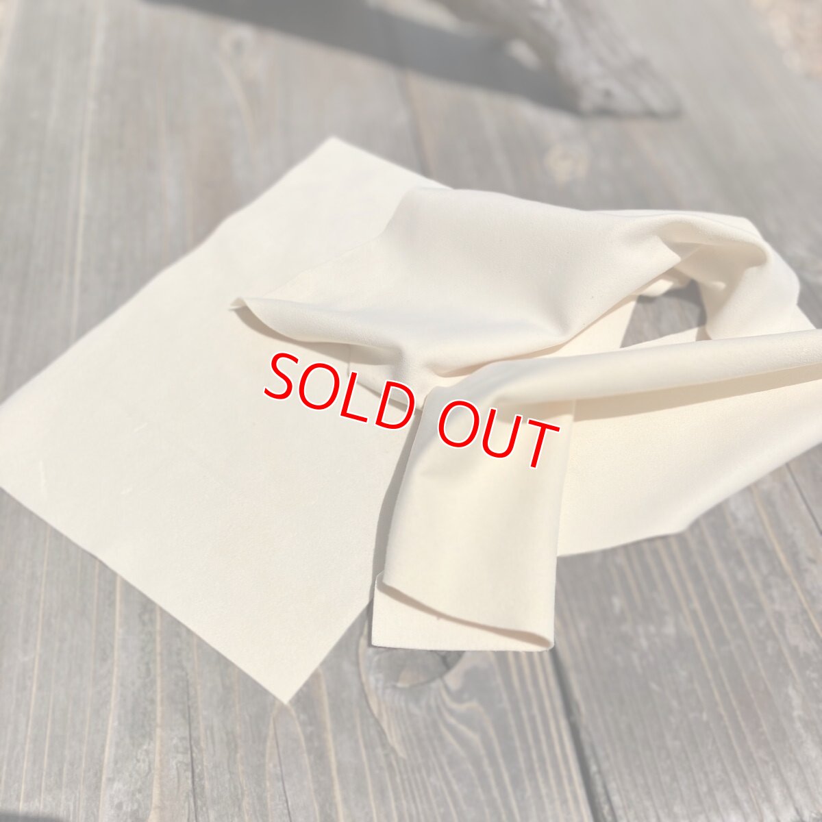 画像3: 元祖セーム革カット売りB5サイズ　驚くほどきれいになる☆液晶画面やメガネ、カメラレンズなどのクリーニングなど使い方はいろいろ (3)