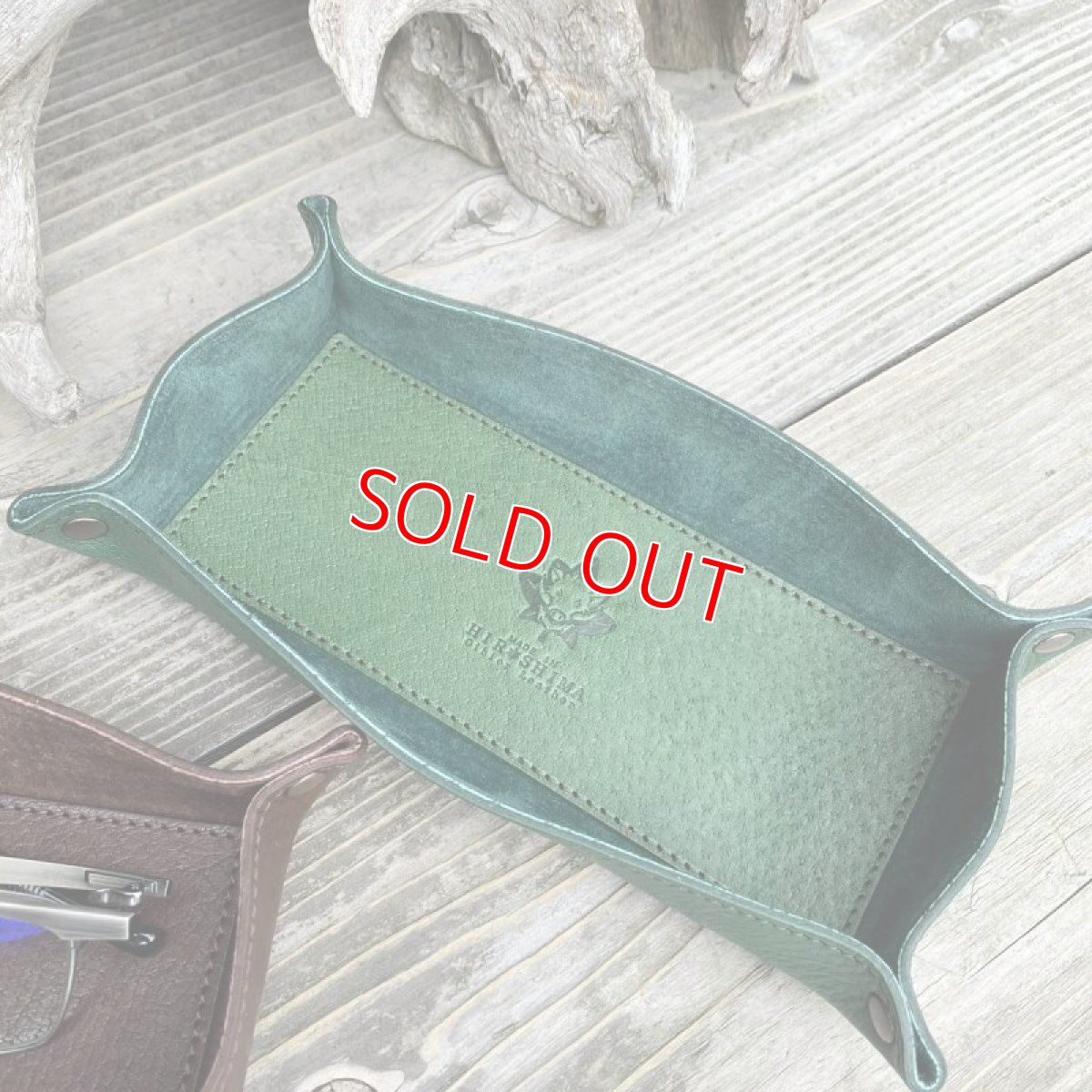 画像2: 【広島ジビエレザー】猪革＆牛革 レザートレー 暮らしに彩りを添える、大人のための上質トレー (2)