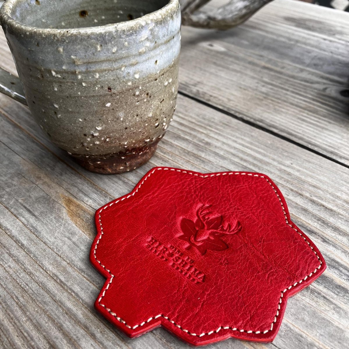 画像3: ジビエ鹿革「もみじモチーフ」コースター｜撥水加工×スウェード裏面｜記念品・OEM・ロゴ刻印オーダー可★記念品などご相談もお気軽に (3)