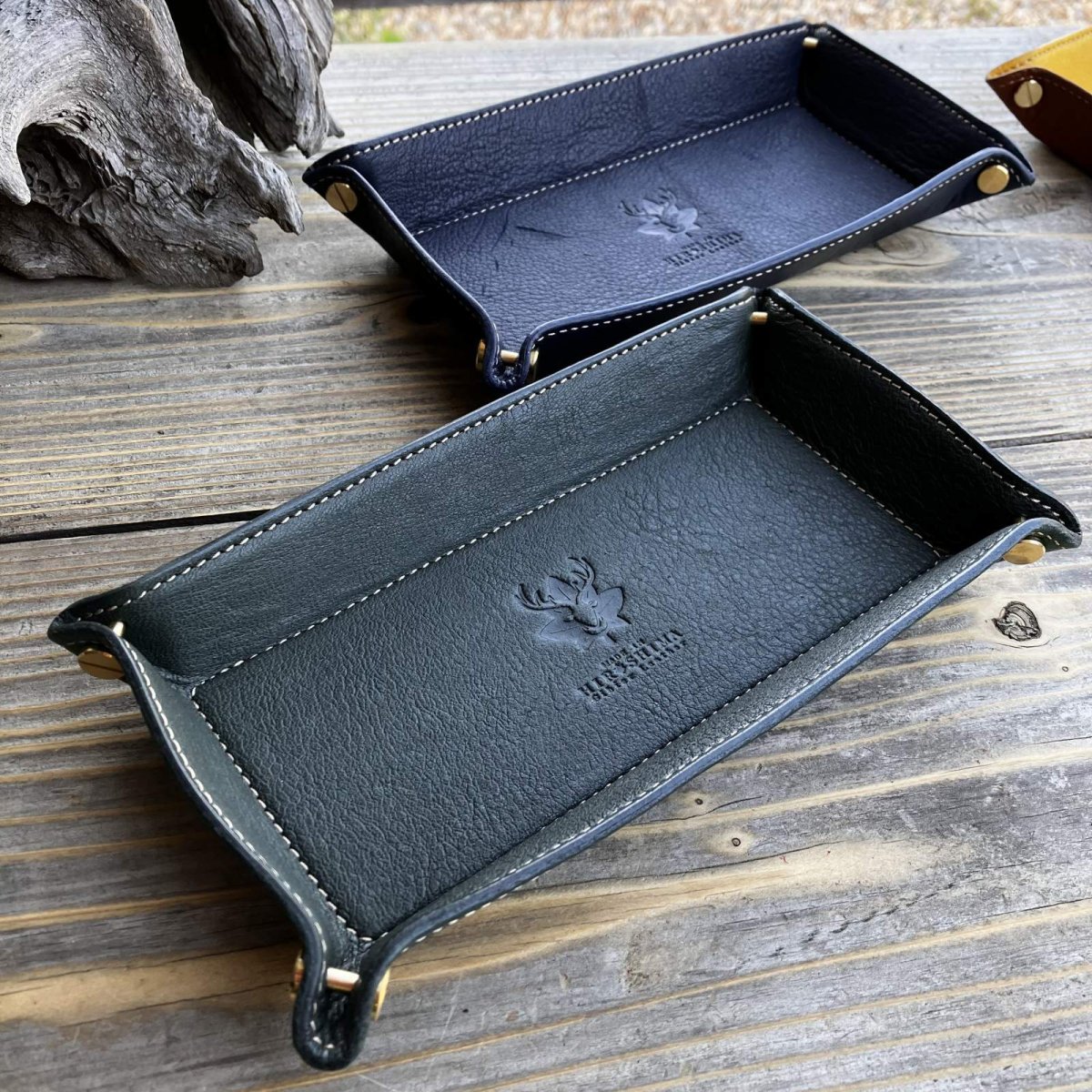 画像3: 【広島ジビエレザー】広島県産鹿革使用☆メガネや鍵を入れておくのにとっても便利なレザートレー (3)