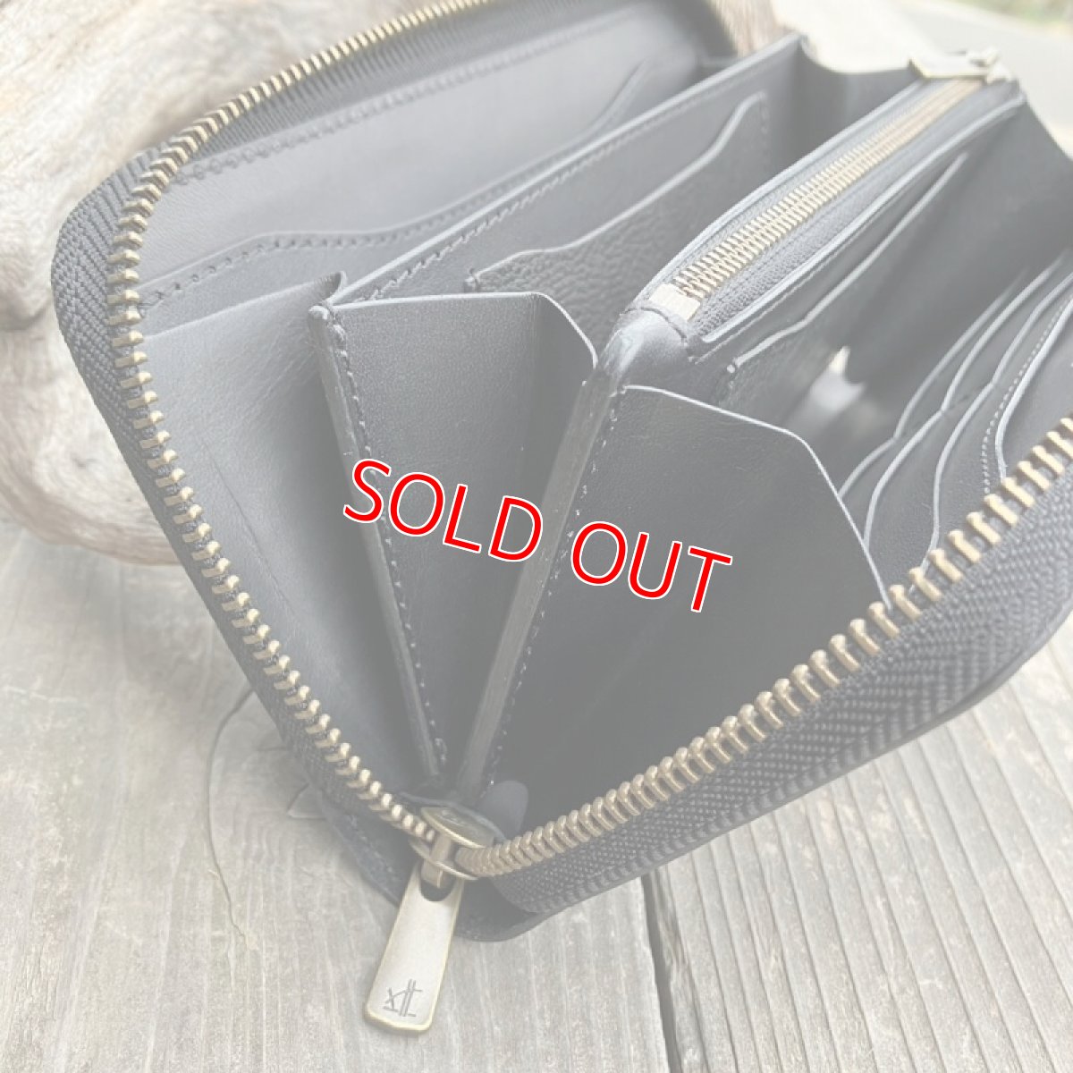 画像9: 【ヒグマレザー】ラウンドファスナー長財布 ★NEWタイプヒグマ革&牛革バージョン (9)