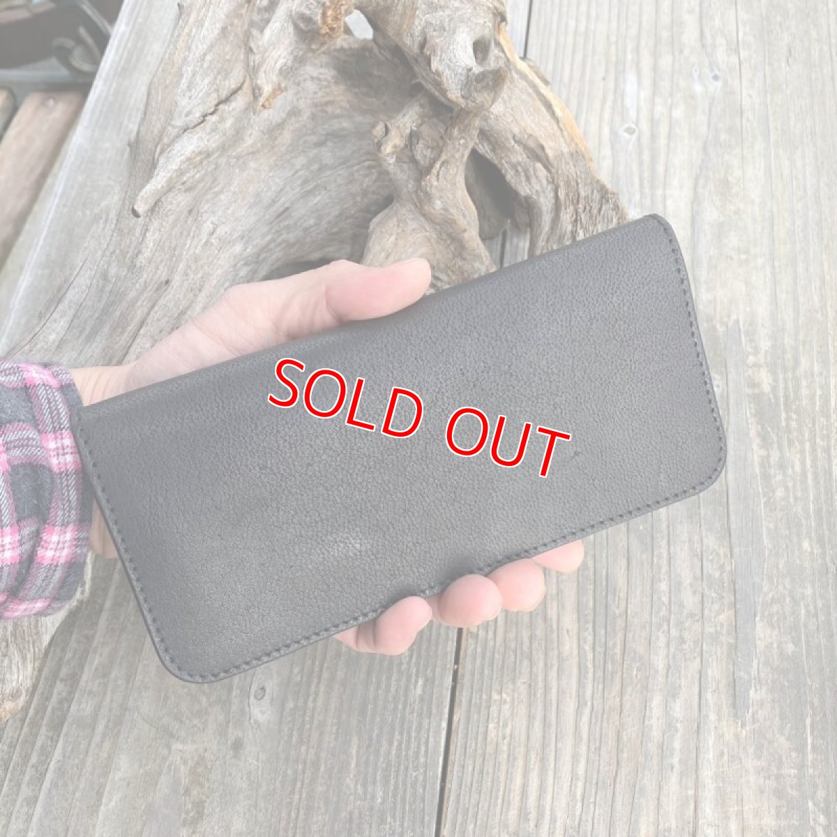 画像7: 【ツキノワグマレザー】スタンダードなデザインのとても使いやすい長財布　★お札の端も折れにくい構造です (7)