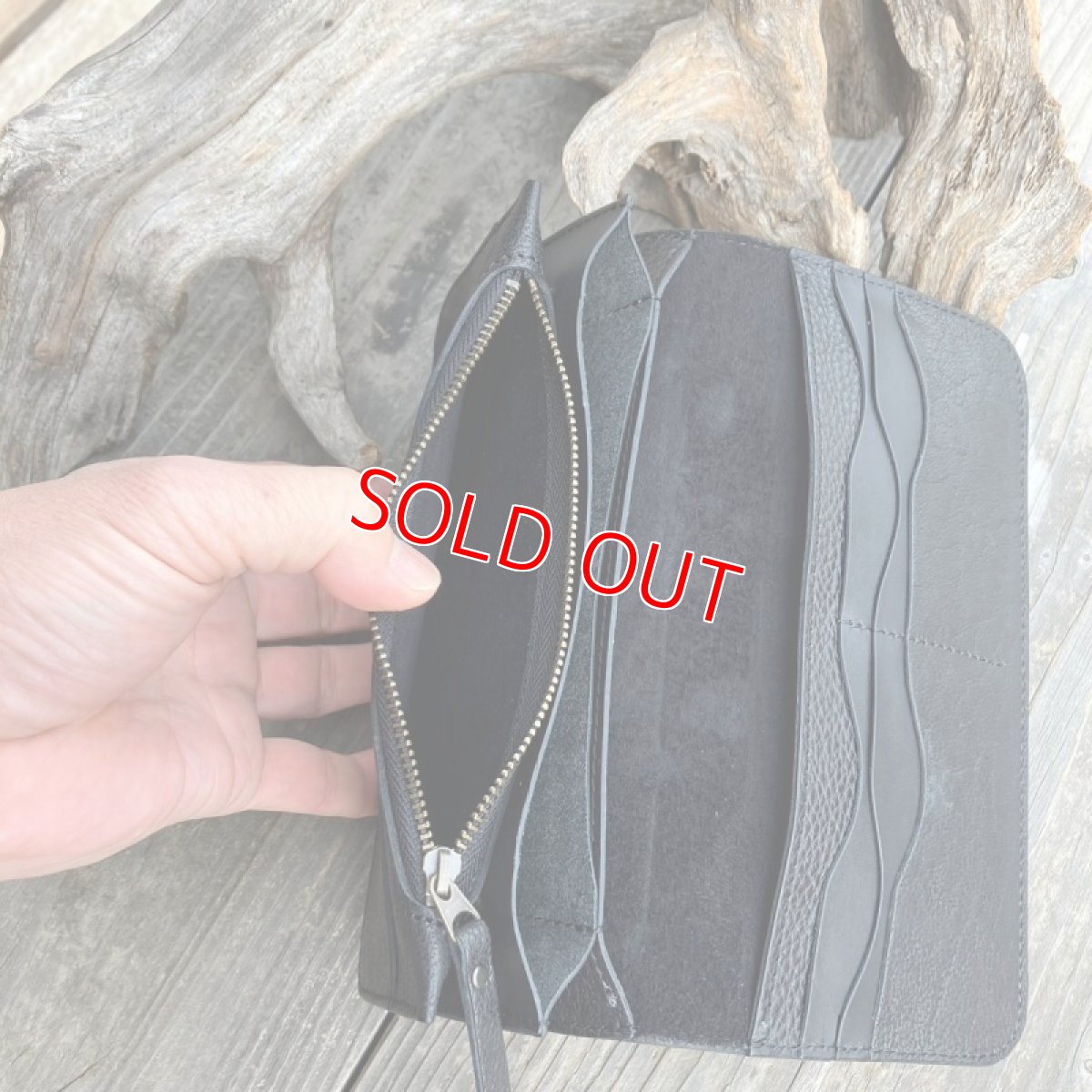 画像6: 【ヒグマレザー】スタンダードなデザインのとても使いやすい長財布 ★お札の端も折れにくい構造です (6)