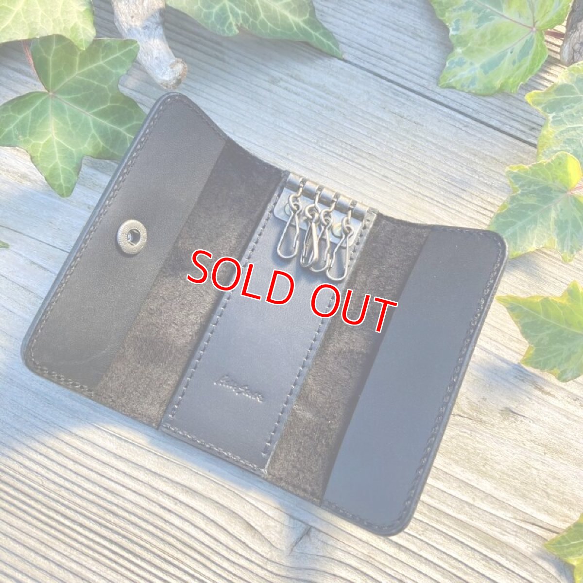 画像4: 【ツキノワグマレザー】熊革キーケース★４連ミニサイズ　　左利き用 (4)