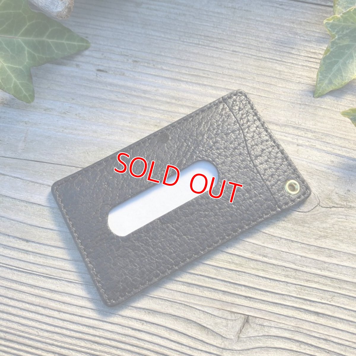 画像3: 【ヒグマレザー】荒々しいクマ革バージョン★パスケース / カード入れ (3)