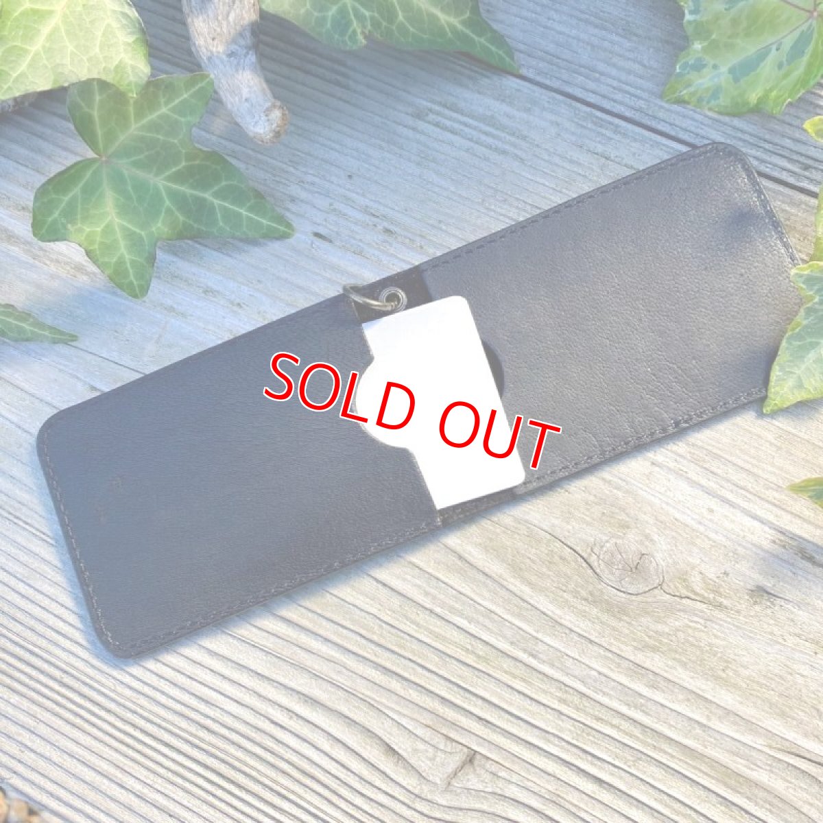 画像6: 【ツキノワグマレザー】荒々しいクマ革バージョン★二つ折りパスケース / カード入れ (6)