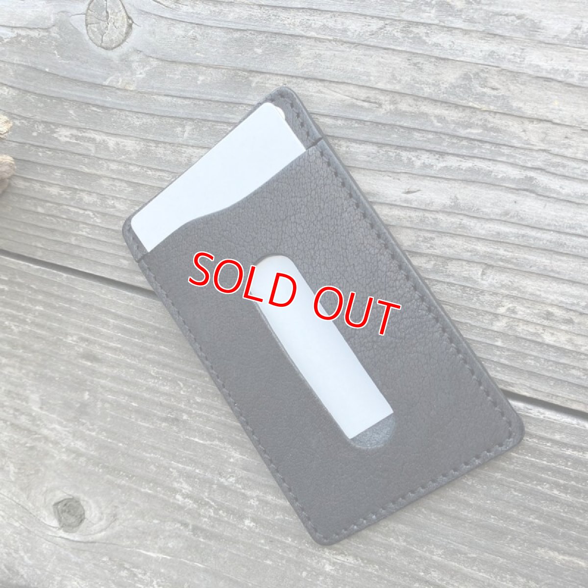 画像4: 【ツキノワグマレザー】するっとした手触りのツキノワグマ革バージョン★パスケース / カード入れ (4)