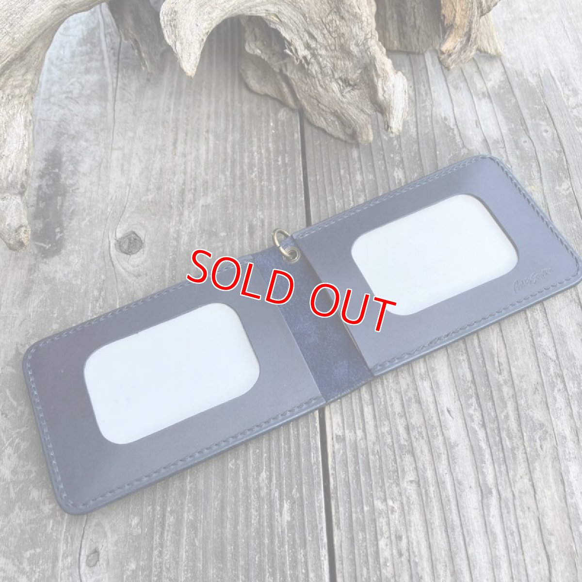 画像7: 【ツキノワグマレザー】荒々しいクマ革バージョン★二つ折りパスケース / カード入れ (7)