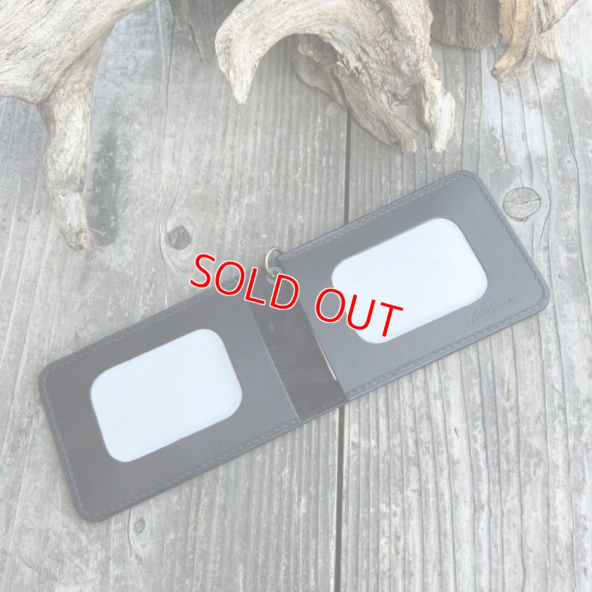 画像5: 【ヒグマレザー】荒々しいクマ革バージョン★二つ折りパスケース / カード入れ (5)