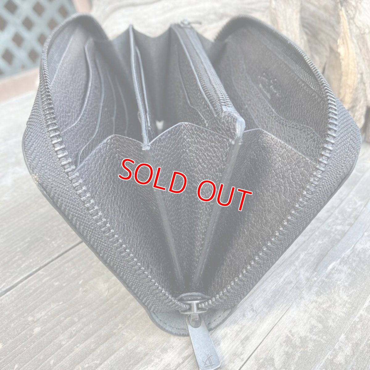 画像14: 北海道産ヒグマ革　限定1点ラウンドファスナー長財布　プレミアムバージョン (14)