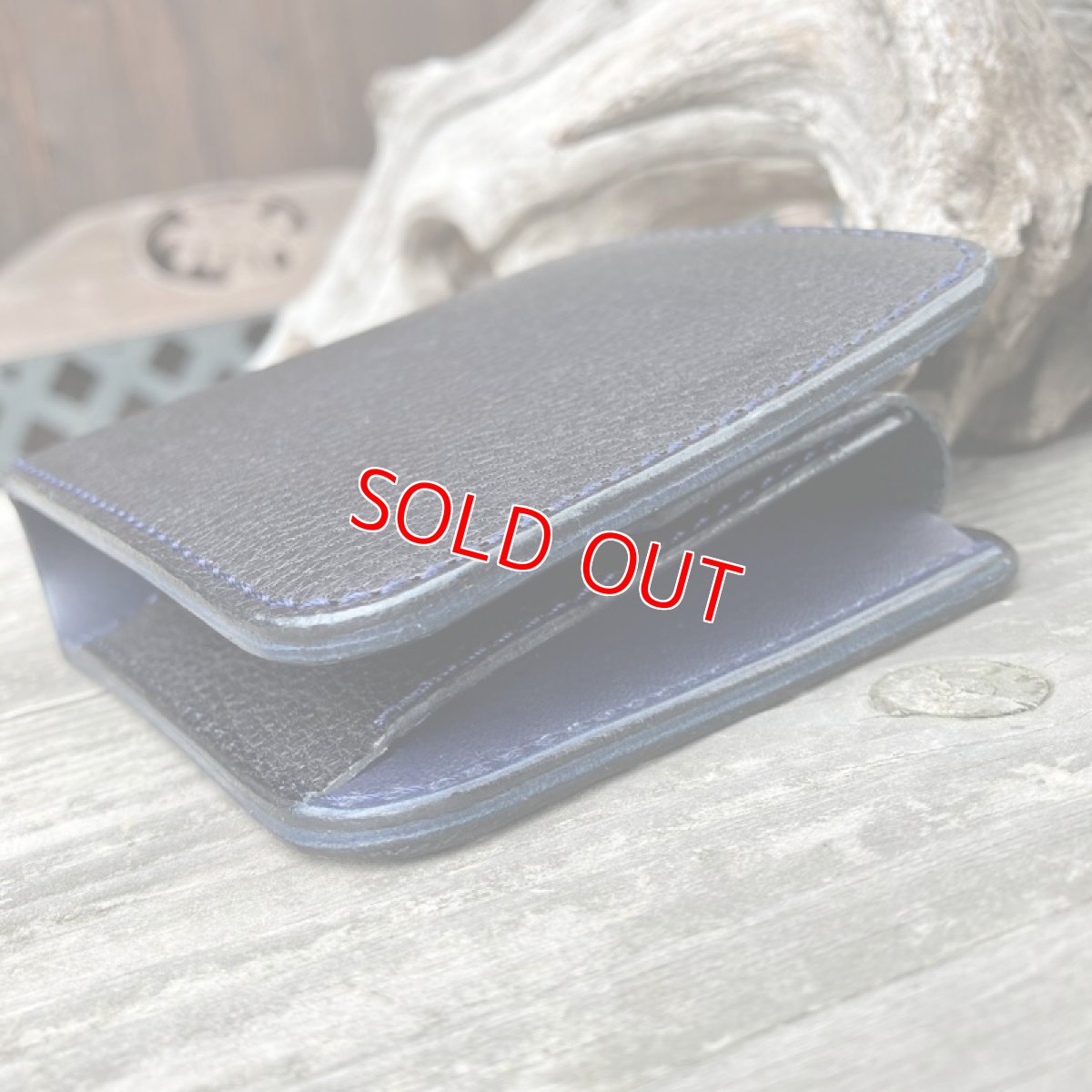 画像5: 【ヒグマレザー】北海道産☆ヒグマ革&牛革　スタンダード二つ折り財布 (5)