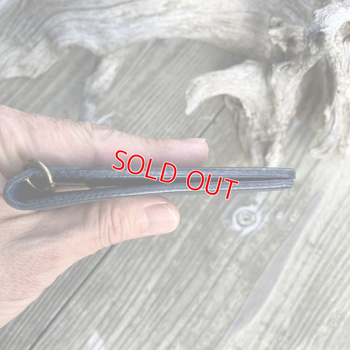 画像7: 【ツキノワグマレザー】熊革　二つ折りスリムカードケース（パスケース兼用）　インディゴカラー (7)