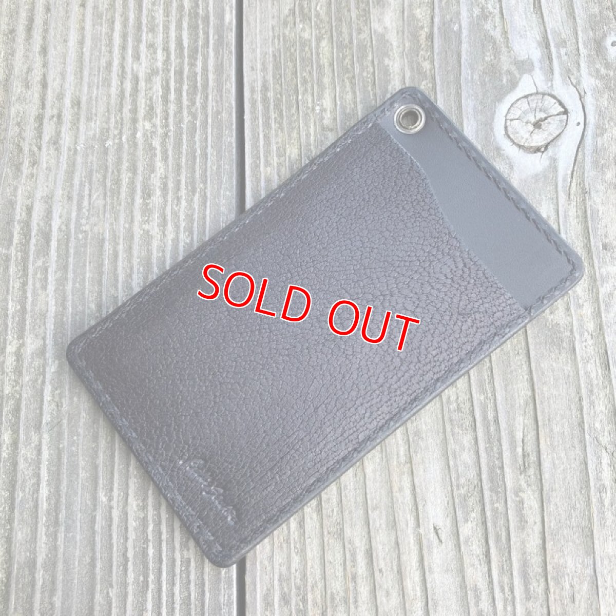 画像4: 【ヒグマレザー】ワイルドな質感ヒグマ革バージョン★パスケース / カード入れ 　ブラック (4)