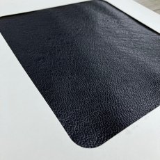 画像3: 【受注製作】2025年12月納品予定　ヒグマレザー使用 ラウンドファスナー長財布　漆黒ブラック (3)