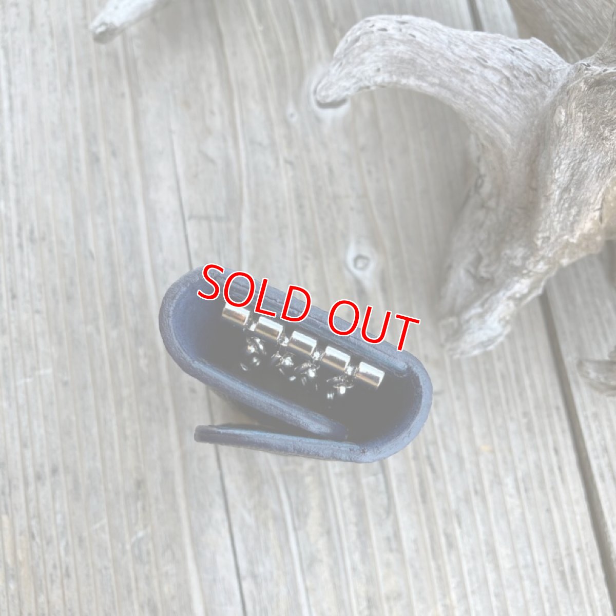 画像5: 【ツキノワグマレザー】熊革 × 姫路レザー使用☆コンパクト4連キーケース　　ブラック (5)