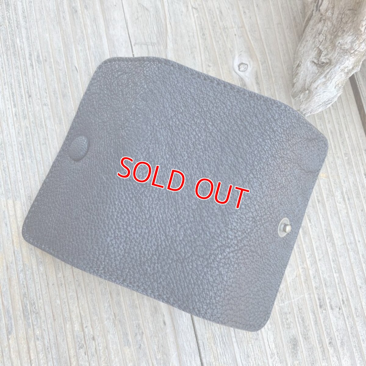 画像4: 【ツキノワグマレザー】熊革 × 姫路レザー使用☆コンパクト4連キーケース　　ブラック (4)