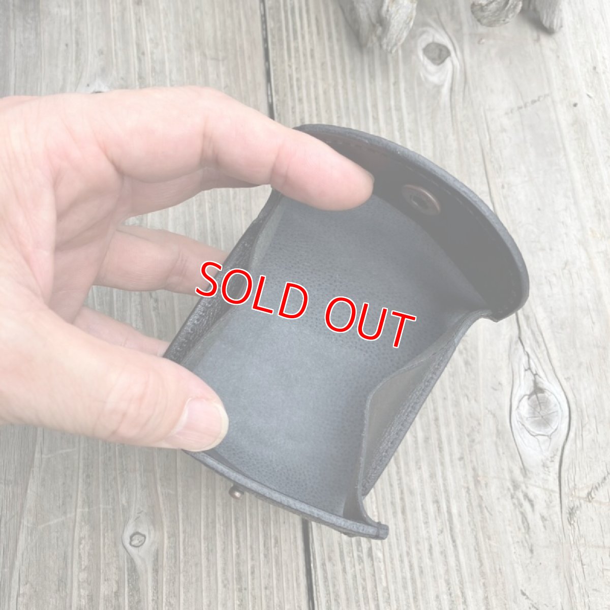 画像4: 【森の鼓動ヒグマ革】北海道ヒグマ革×姫路牛革☆ボックスコインケース (4)