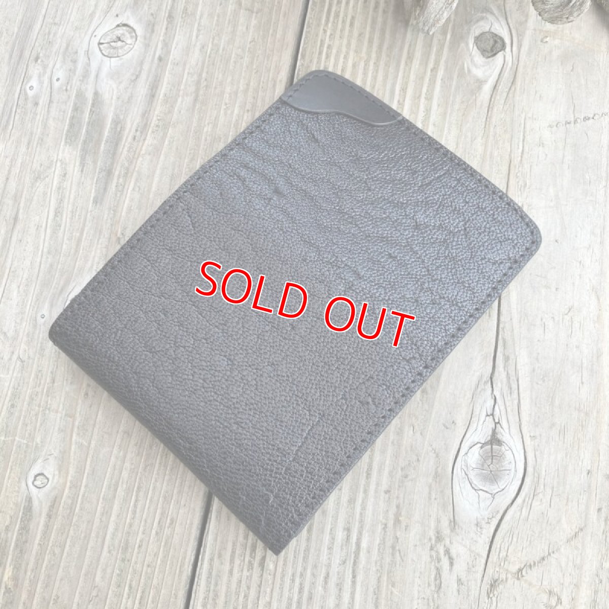 画像6: 【森の鼓動☆ヒグマ革】落ちない名刺入れ！柔らかく馴染む大人のための職人仕上げ (6)