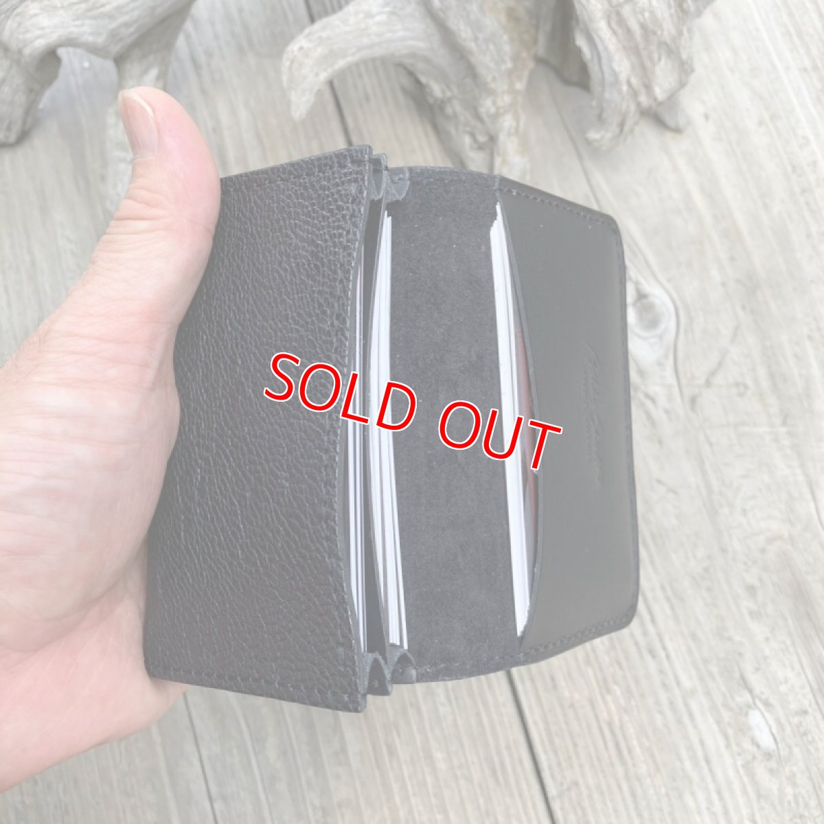 画像10: 【森の鼓動☆ヒグマ革】落ちない名刺入れ！柔らかく馴染む大人のための職人仕上げ (10)